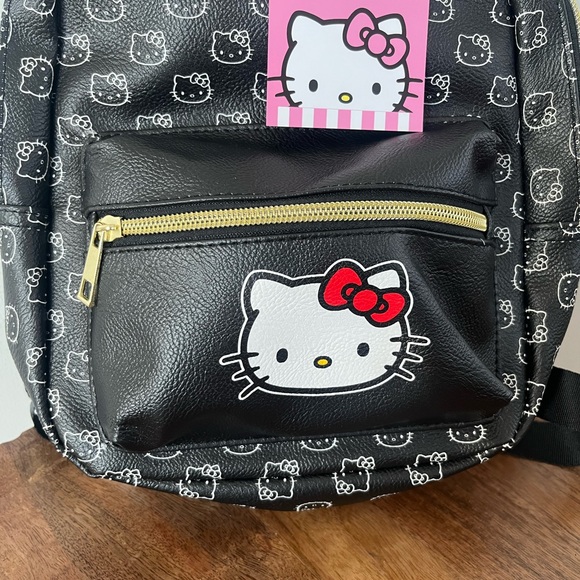 Hello Kitty Mini Backpack - Picture 2 of 12